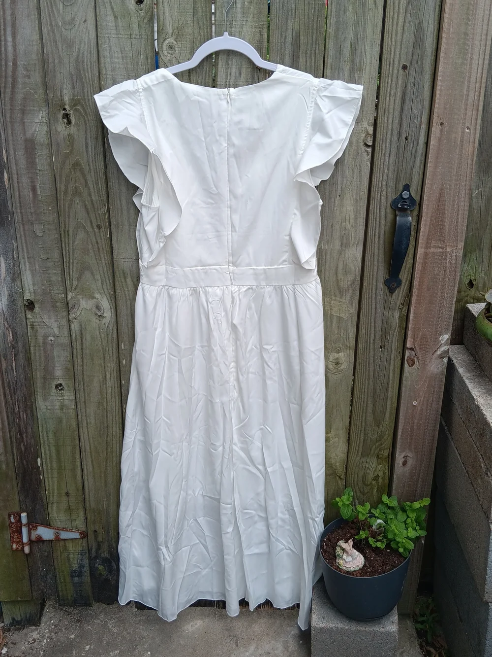 White Maxi Ðress 🎂 V-Neck Ruffle Sleeve LX - Picture 2 of 9